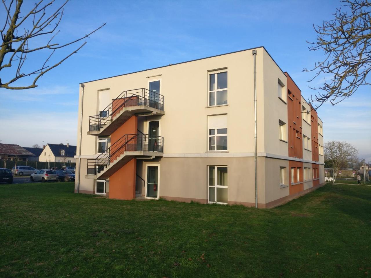 Résidence VALORIA Villebarou Exterior foto